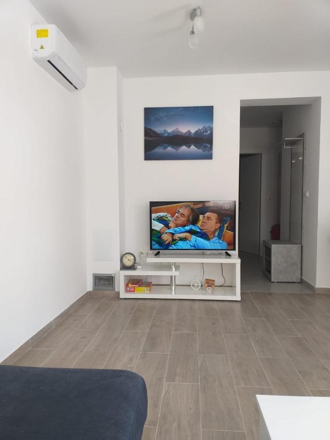 Apartments Sunrise Преко Екстер'єр фото