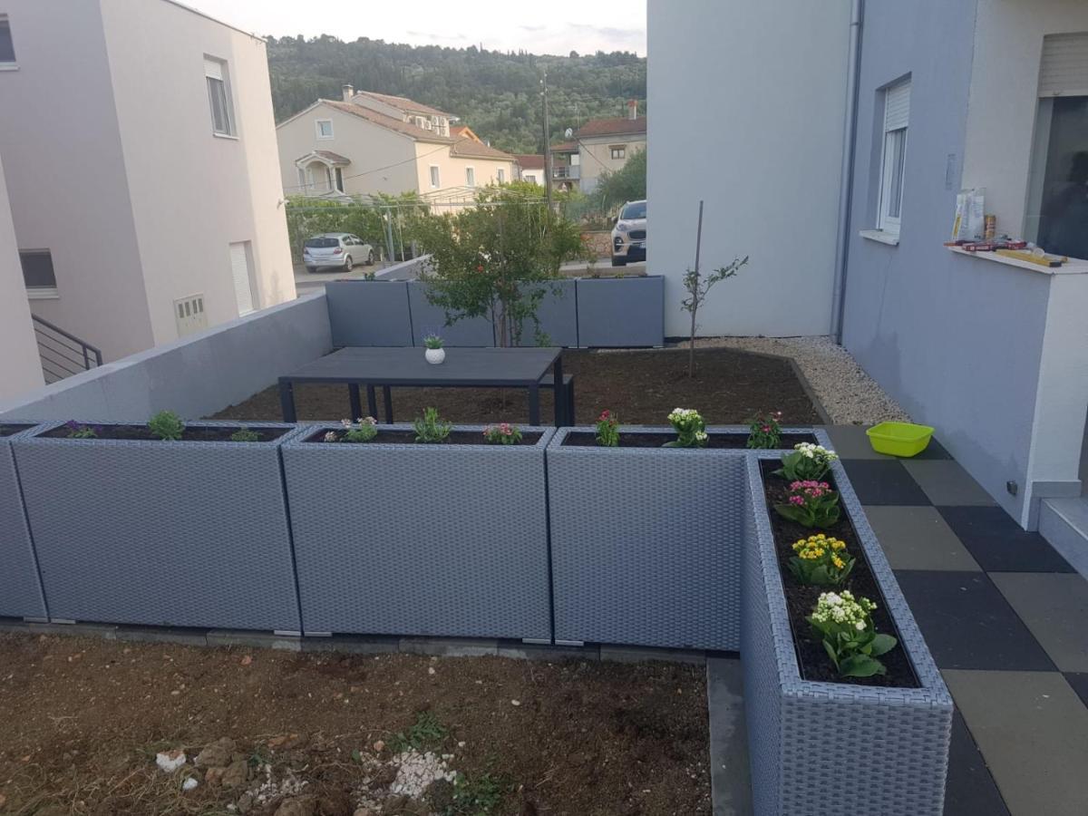 Apartments Sunrise Преко Екстер'єр фото