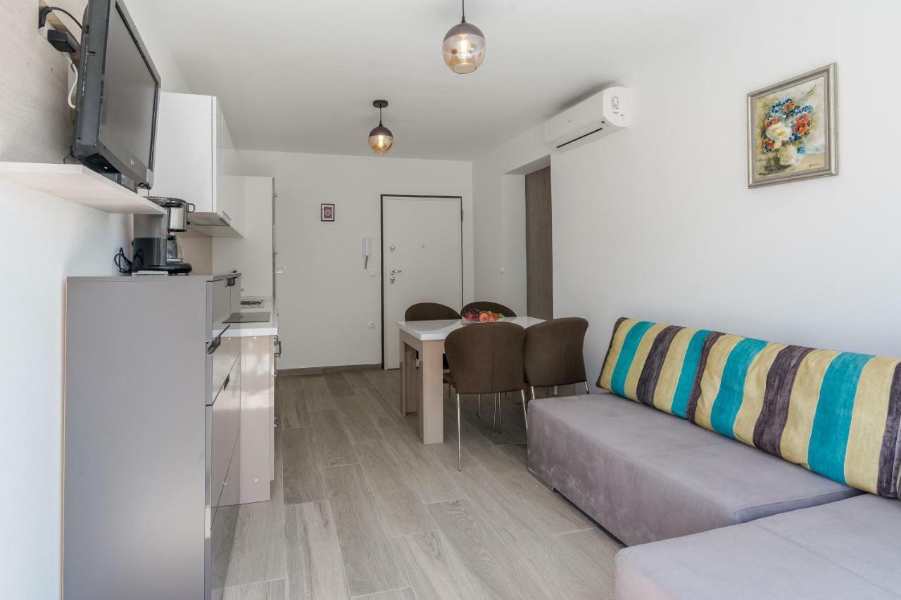 Apartments Sunrise Преко Екстер'єр фото