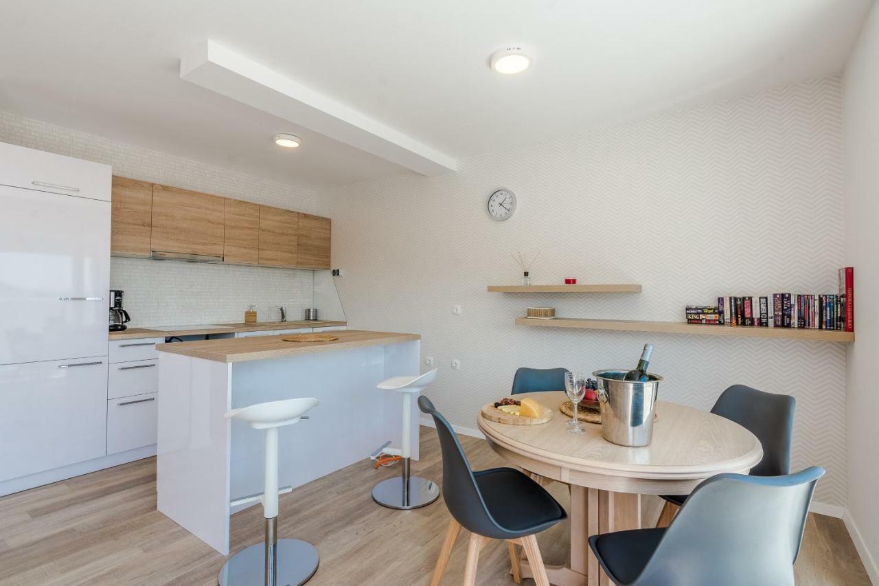 Apartments Sunrise Преко Екстер'єр фото